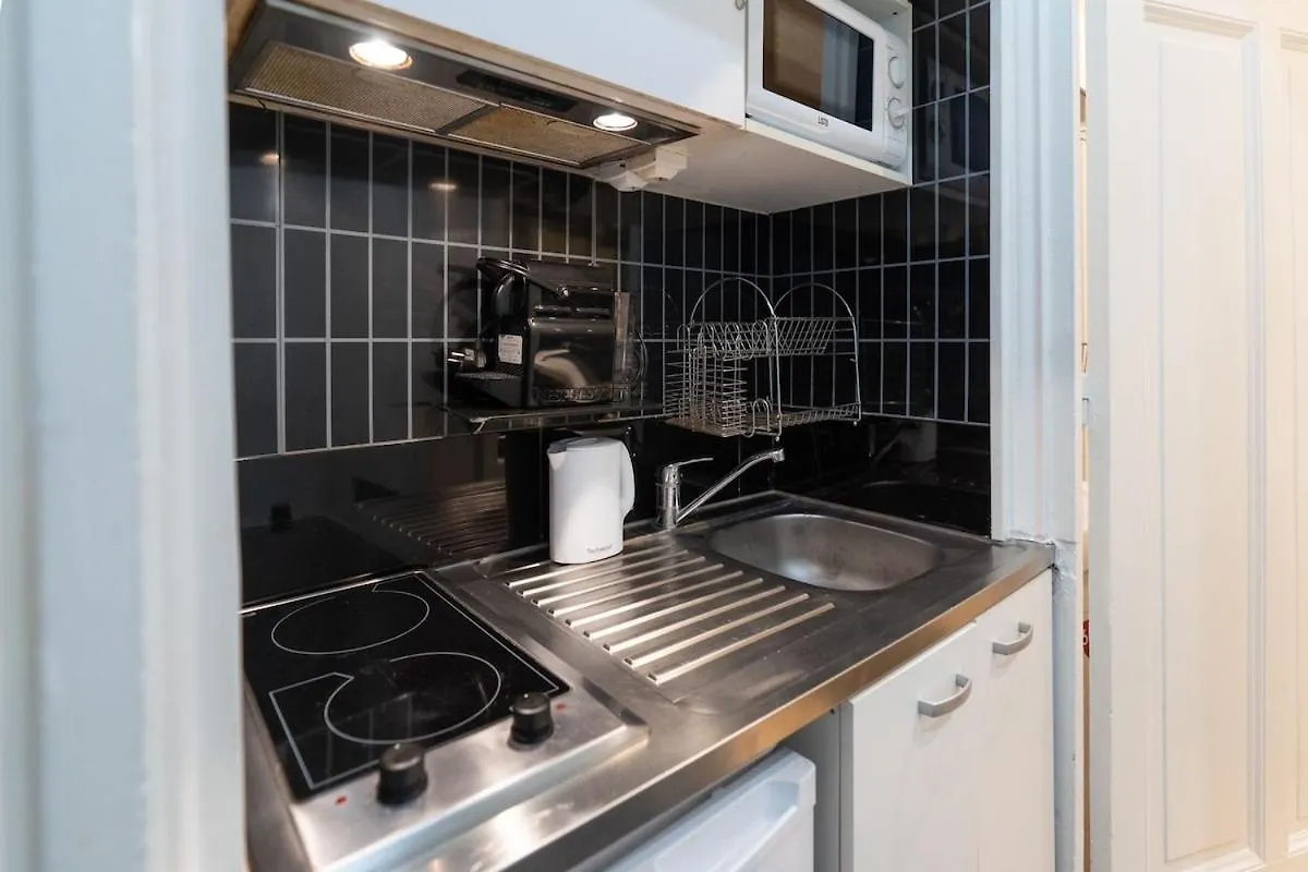 Champs Elysees Apartment Paris
