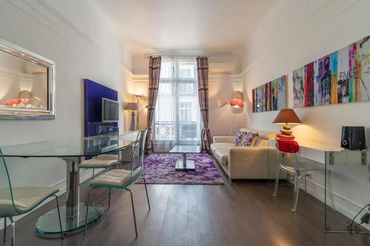 Champs Elysees Apartment Paris 0*,  Fransa